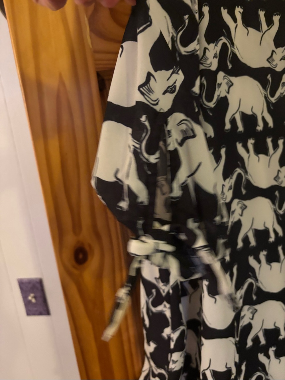 ModCloth Elephant Day Parade Shift Dress – Size 1X– Black & White – Lined - Picture 3 of 5